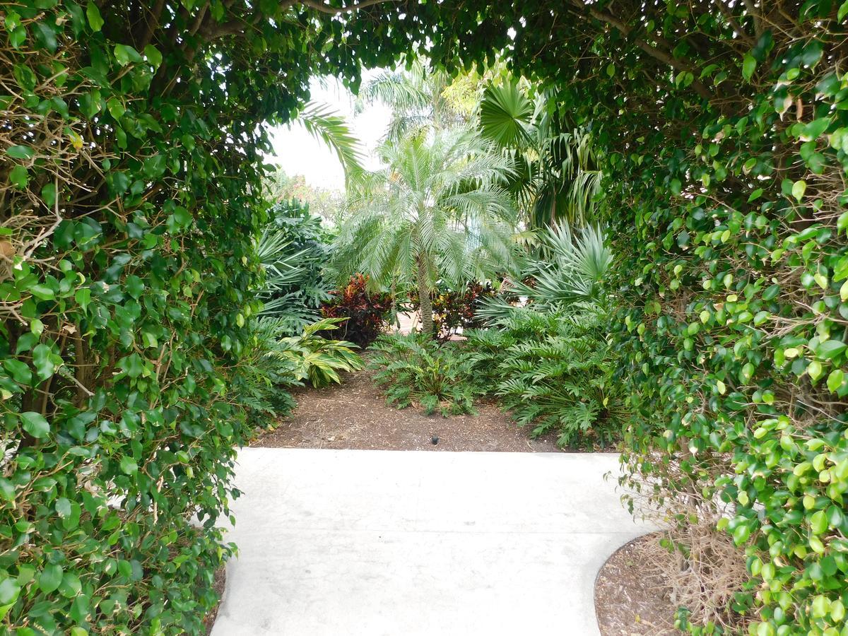 The Grove Beach Condominiums Delray Beach Buitenkant foto